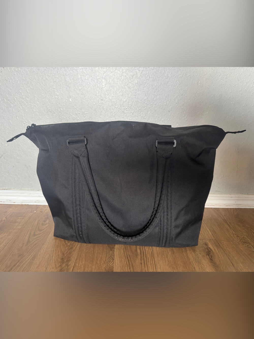 Herschel Supply Co. Black Travel Duffel Tote - Picture 13 of 15